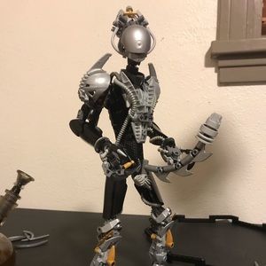 Meet your Posher, Sam